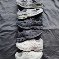 New Balance 2002R